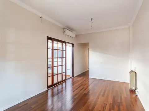 VENTA PH 3 AMB. CON COCHERA, TERRAZA Y QUINCHO