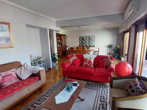 Departamento en Venta en Flores, USD 360.000