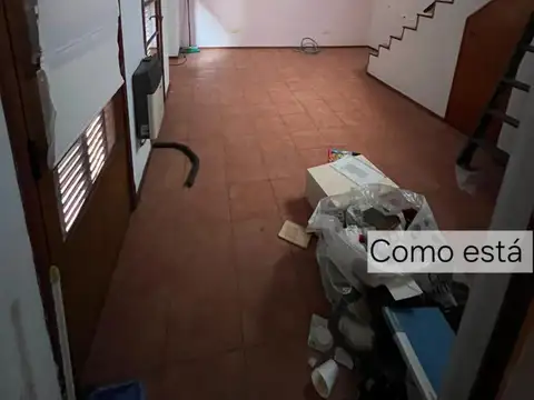 Casa 4 ambientes con 2 baños