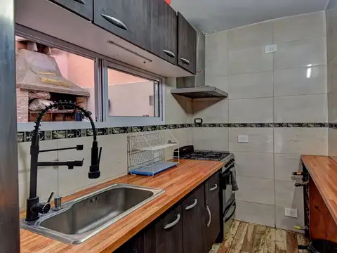 Depto Tipo Casa en Venta 49 años