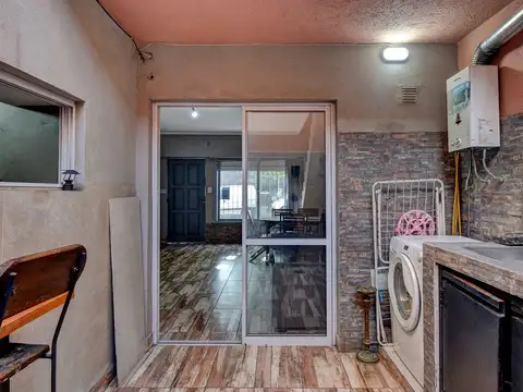 Depto Tipo Casa 3 ambientes con 1 baño