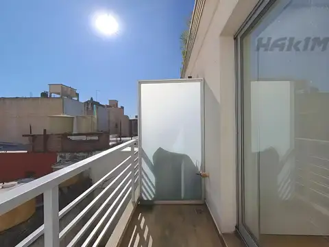 Mono-ambiente con balcón en Villa Crespo