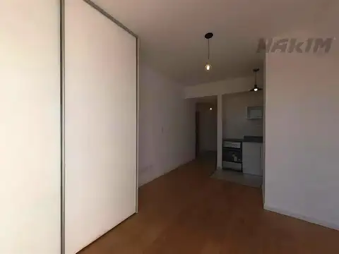 Monoambiente / departamento en venta  de un ambiente con balcón en Villa Crespo