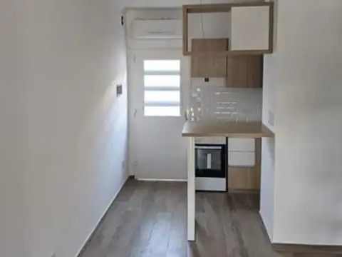 AV GAONA 2100