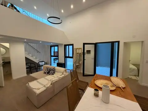 Depto Tipo Casa en Venta 1 año
