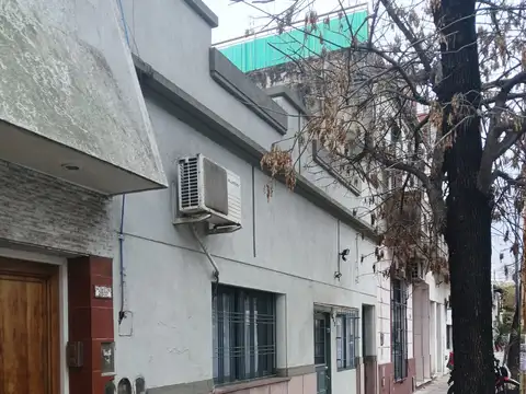 Depto Tipo Casa en Alquiler de 3 ambientes