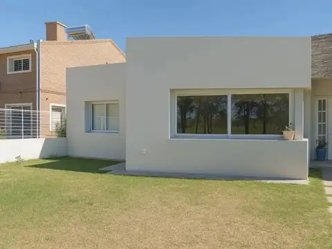 Avenida Rancagua , Piso pb
