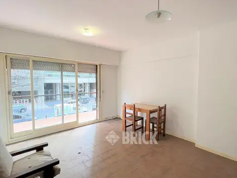 SEMIPISO EN AV. CRAMER AL 2400 - FRENTE 67 M2 TOTALES IMPECABLE BALCON GRAN PATIO TODO SOL