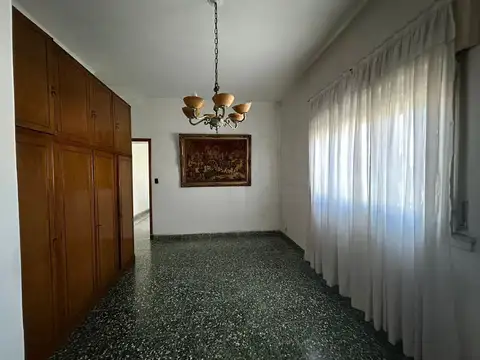 Depto Tipo Casa 3 ambientes con 2 baños