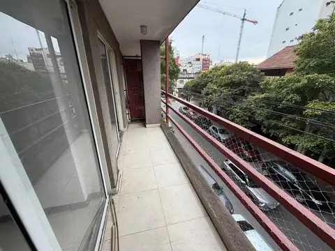 AMPLIO DOS AMB, 50MTS, COCHERA INCLUIDA 