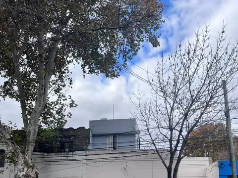 Casa en venta, amplios ambientes