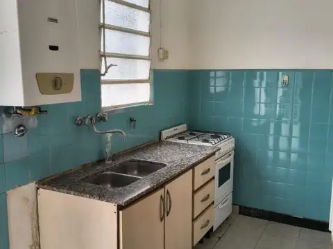 Casa en venta, amplios ambientes