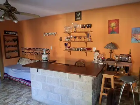 Depto Tipo Casa 4 ambientes con 2 baños