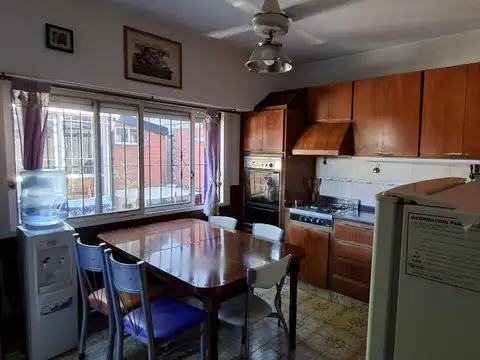 Depto Tipo Casa en Venta de 4 ambientes