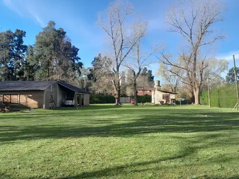 Quinta en Venta con 5 cocheras