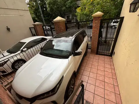 Castro Barros 1700, Piso PB