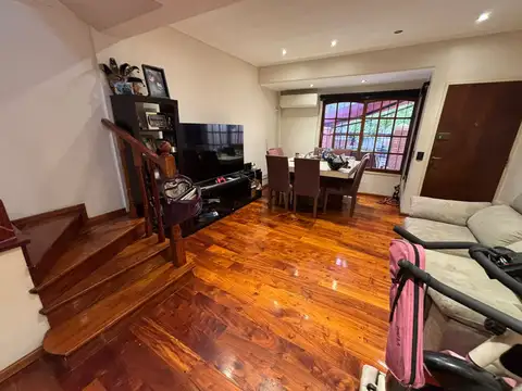 Casa 4 ambientes con 3 baños