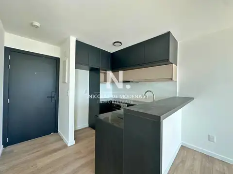 Apartamento de 1 dormitorio a Estrenar con patio en Punta Carretas.