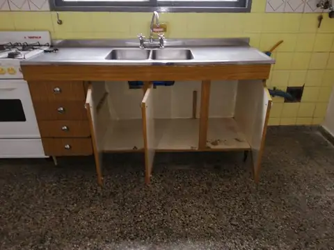 Casa en Alquiler en República De La Sexta, $ 680.000