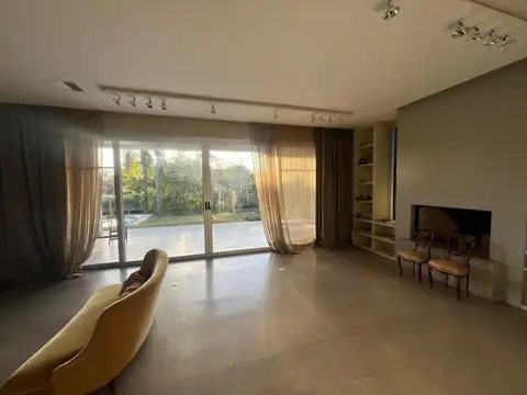 Casa en Alquiler 15 años