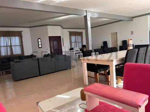 Casa en Venta de 9 dormitorios