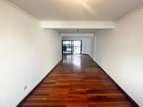 Departamento 4 ambientes con 3 baños