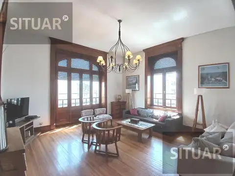 Departamento 8 ambientes con 4 baños