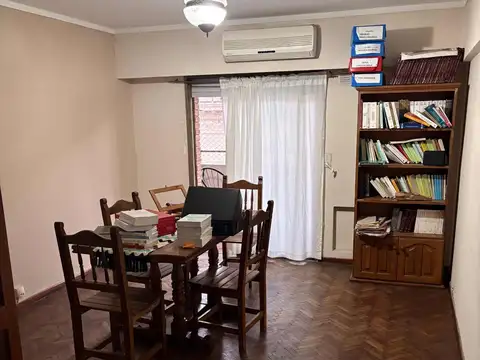 Dpto Santa Fe 348 | Frente a casa de Gobierno