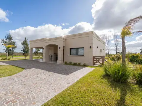 Casa a la venta en AREA60, LA VICTORIA