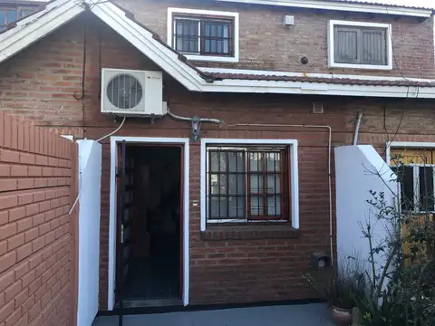 Duplex en Alquiler en City Bell [Cod: 7727-7540714]