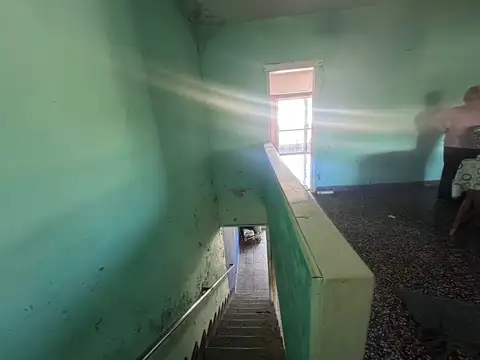 Depto Tipo Casa en Venta 47 años