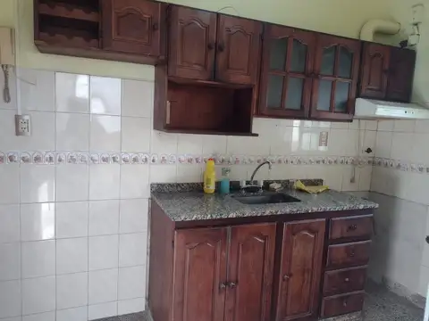 Depto Tipo Casa en Alquiler de 1 dormitorio