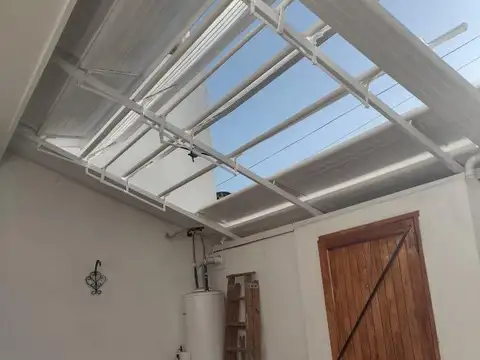 Depto Tipo Casa en Alquiler de 2 ambientes