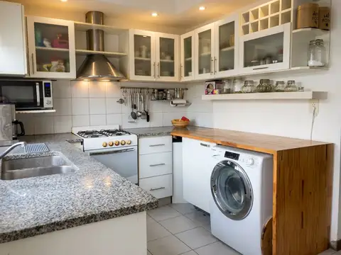 Depto Tipo Casa en Alquiler de 3 ambientes