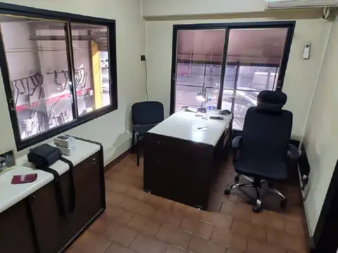 Local en Alquiler en Munro, USD 6.500