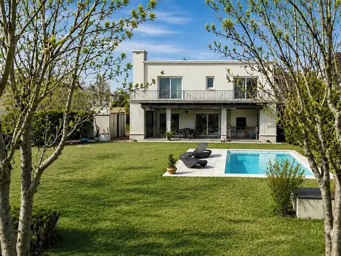 Casa en Alquiler de 5 dormitorios