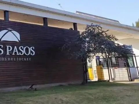 Lotes en Los Pasos del Jockey. I