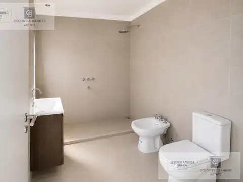 Casa 2 ambientes con 1 baño