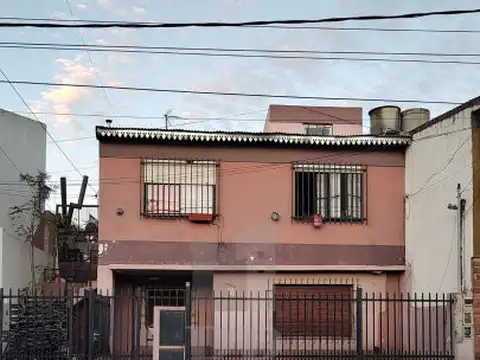 PH 3 AMBIENTES CASTELAR