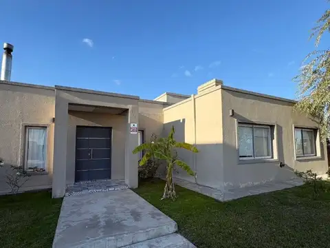 LA PISTA 1200 , Piso 0