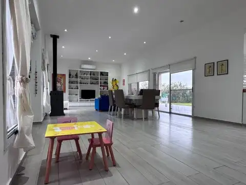 CASA 4 AMBIENTES | INGENIERO MASCHWITZ