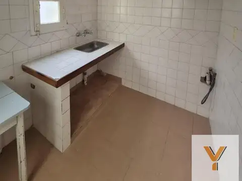 Oficina 2 ambientes con 1 baño