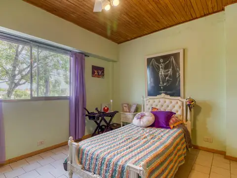 Depto Tipo Casa 6 ambientes con 2 baños
