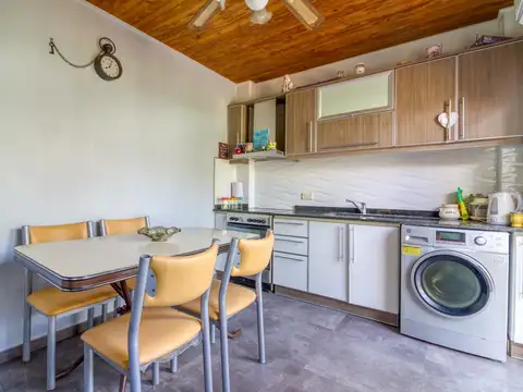 Depto Tipo Casa en Venta 33 años