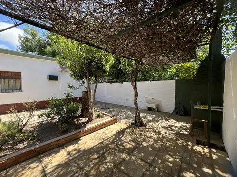 Casa en una planta LOTE de 12,00 x 16,00m APTO CREDITO fondo libre!