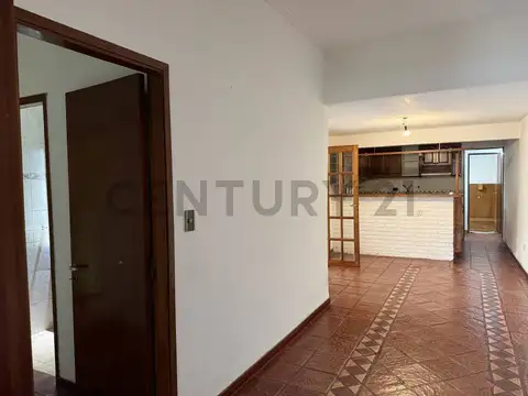 487 E/ Cno Gral Belgrano y calle 20 2600, Piso 0