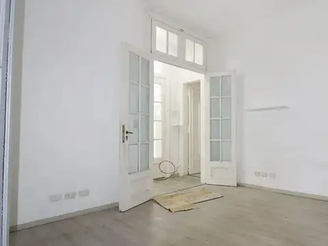 Depto Tipo Casa en Venta de 6 ambientes