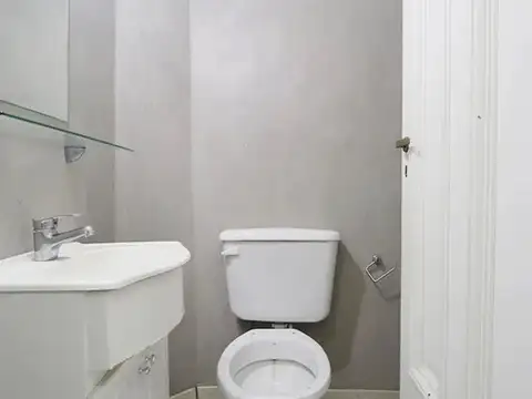 Depto Tipo Casa en Venta de 5 dormitorios