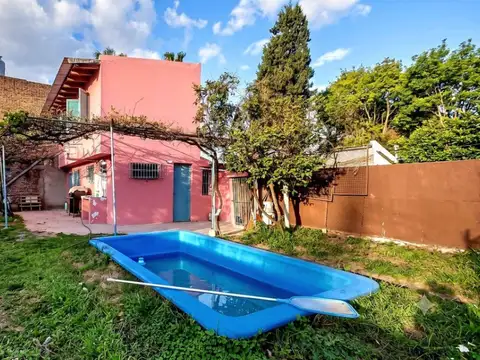 Casa en alquiler c/ cochera en Tortuguitas