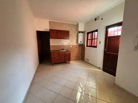 DEPARTAMENTO INTERNO EN ALQUILER 2 DORM